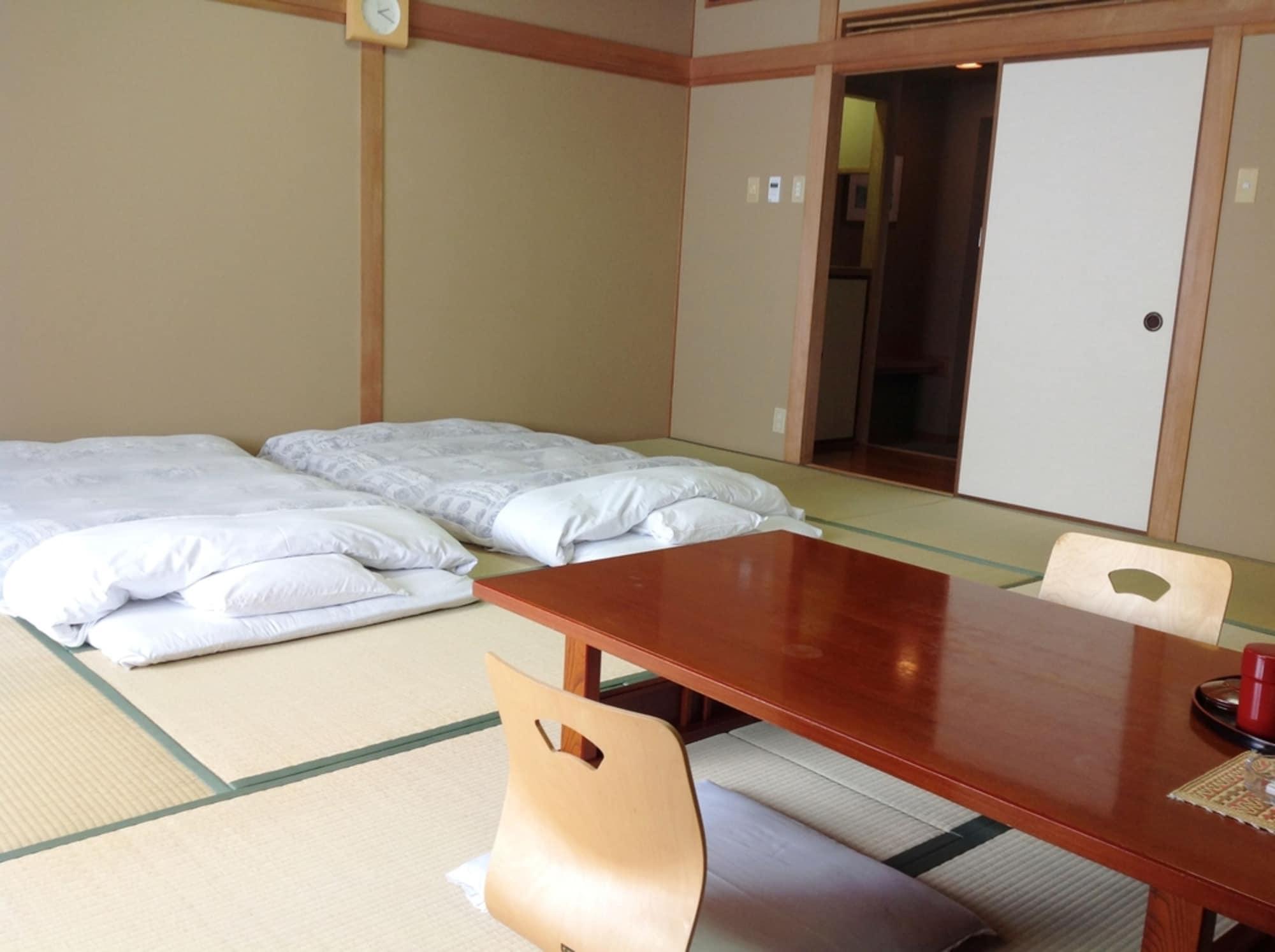 Okayama Plaza Hotel Экстерьер фото
