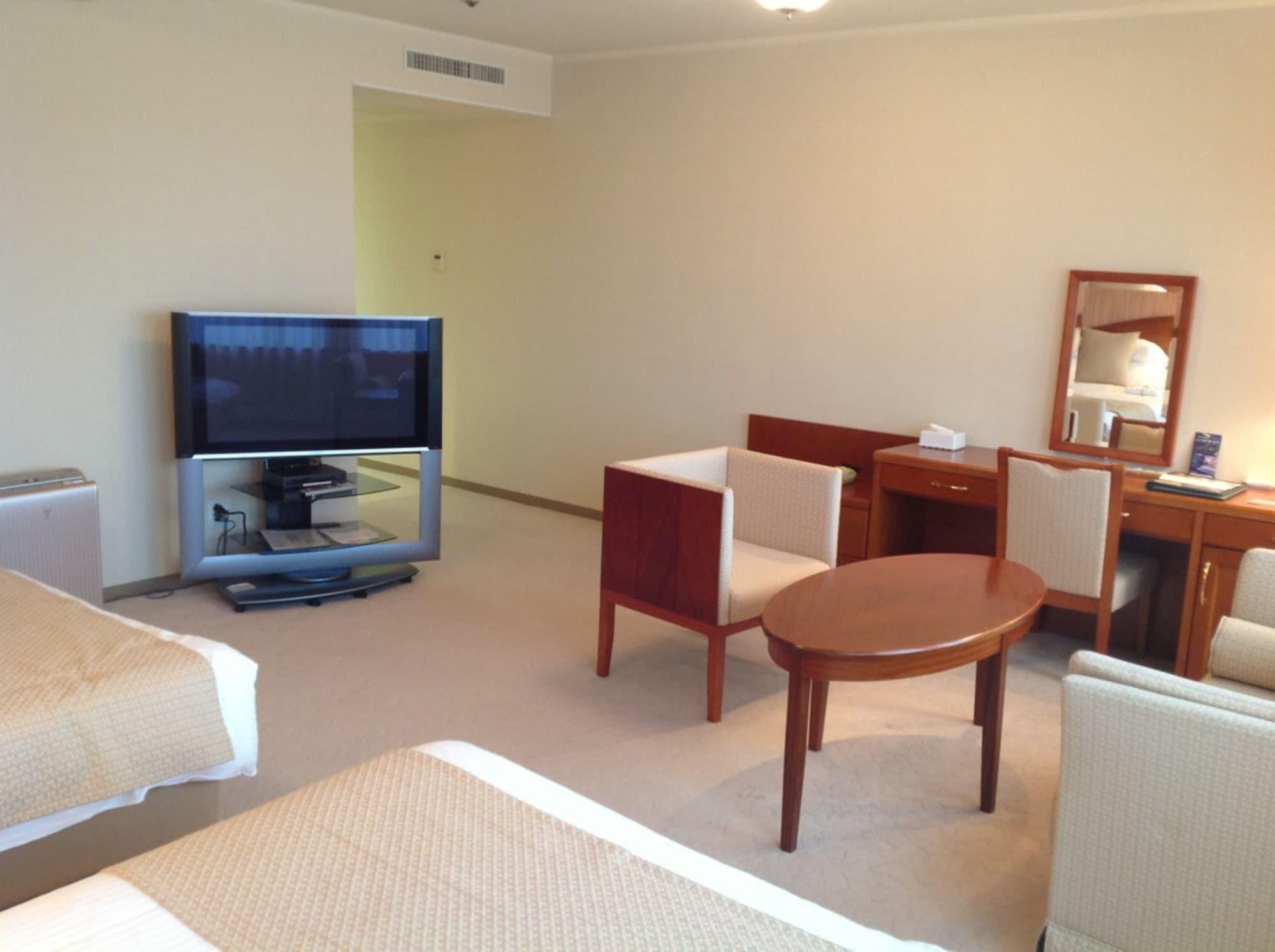 Okayama Plaza Hotel Экстерьер фото