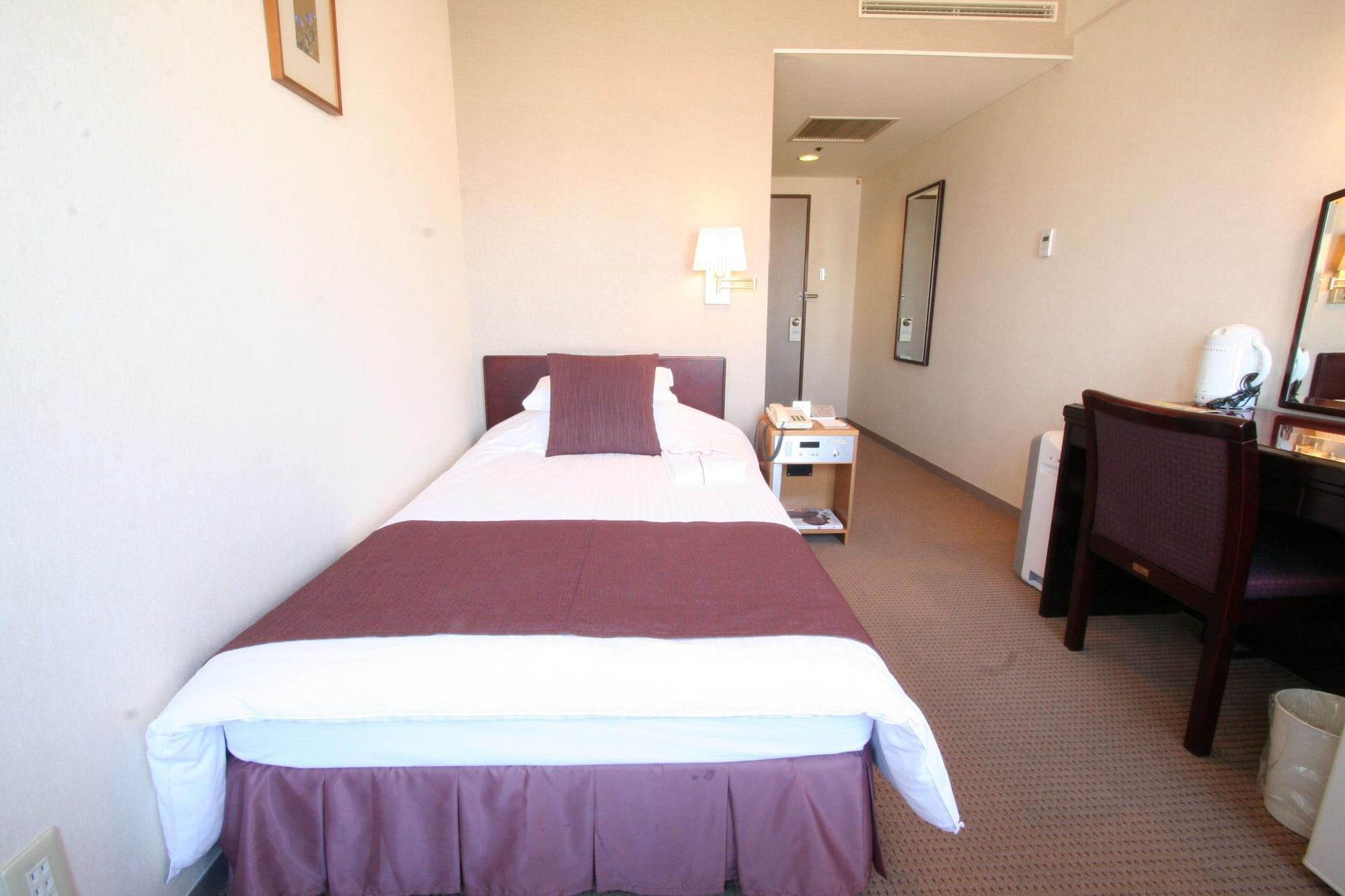 Okayama Plaza Hotel Экстерьер фото