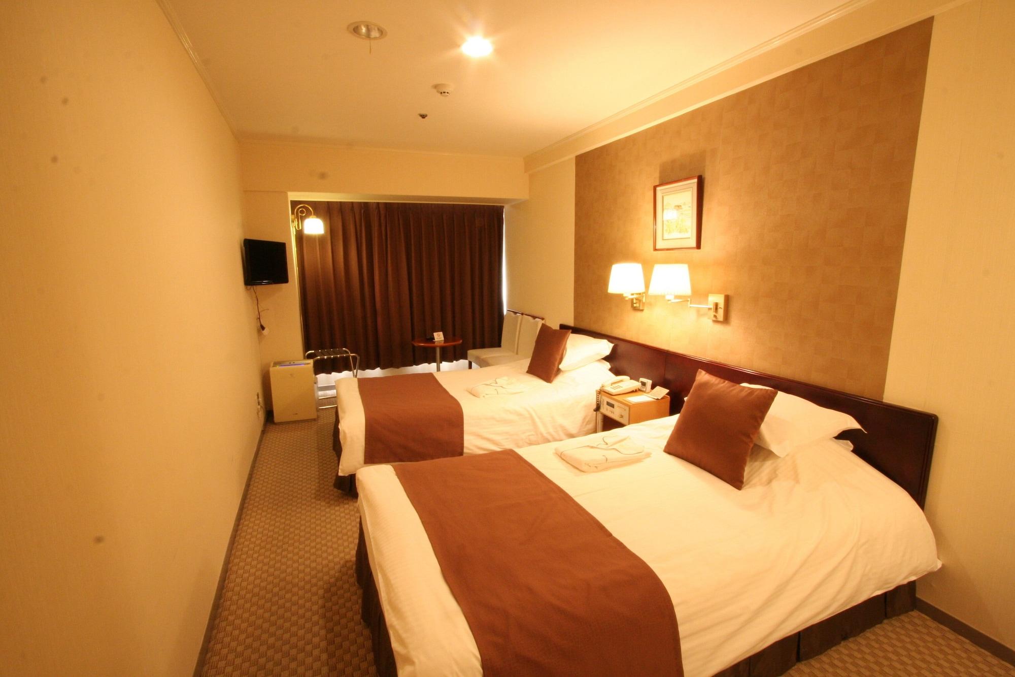 Okayama Plaza Hotel Экстерьер фото