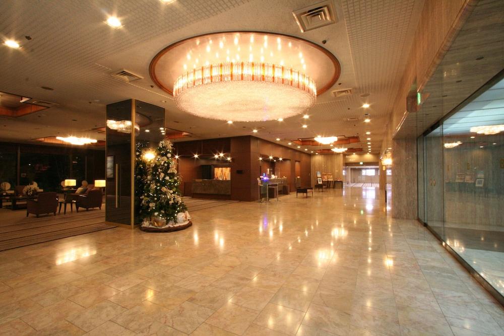 Okayama Plaza Hotel Экстерьер фото